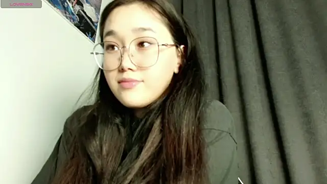 Jennatyan online show from March 2025 01:39:01 PM