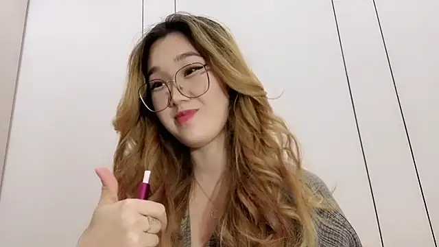 Jennatyan online show from January 2026 12:07:02 PM