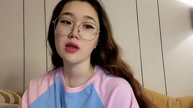 Jennatyan online show from June 2026 03:22:02 AM