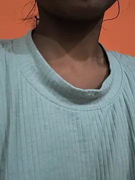 cute simmy0 online show from July 2026 01:43:02 PM