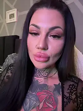 Snapshot of krysstal003 chatting on January 2025 07:39:02 PM krysstal003 online show from January 2025 07:39:02 PM