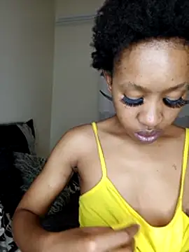 CocoSexyBabe online show from April 2026 09:15:01 PM