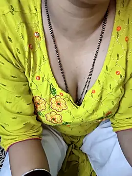 kaveerpooja947 online show from October 2025 05:14:01 PM