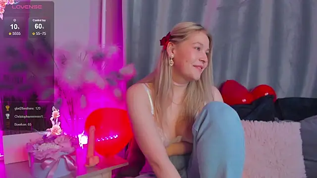 Snapshot of Colleen_Blake chatting on February 2025 09:17:01 PM Colleen Blake online show from February 2025 09:17:01 PM