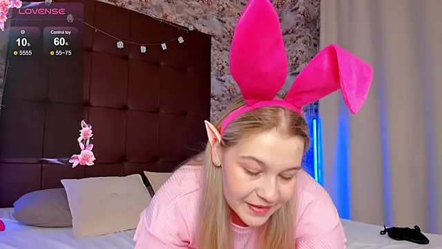 Snapshot of Colleen_Blake chatting on March 2025 02:59:01 PM Colleen Blake online show from March 2025 02:59:01 PM