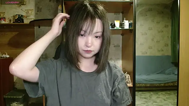 lalallalalaa- online show from December 2025 02:15:01 PM