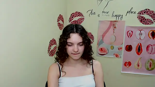  SusieSu  online show from February 2025 04:24:01 PM