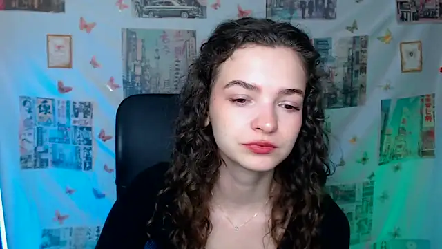  SusieSu  online show from April 2026 06:19:01 AM