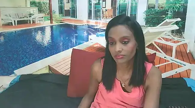 Snapshot of IndianLoveBug chatting on December 2024 04:43:02 AM IndianLoveBug online show from December 2024 04:43:02 AM