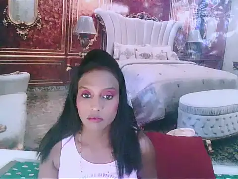 Snapshot of IndianLoveBug chatting on December 2024 05:44:01 PM IndianLoveBug online show from December 2024 05:44:01 PM