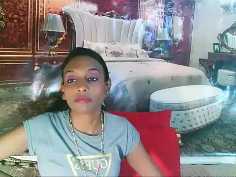 Snapshot of IndianLoveBug chatting on January 2025 06:33:02 PM IndianLoveBug online show from January 2025 06:33:02 PM