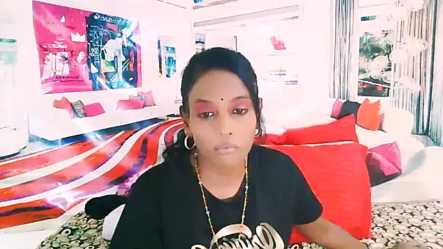 Snapshot of IndianLoveBug chatting on September 2025 05:24:01 PM IndianLoveBug online show from September 2025 05:24:01 PM