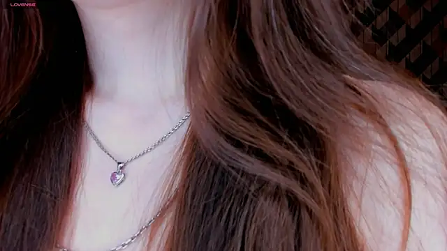 EvaBradley online show from January 2025 03:40:02 PM