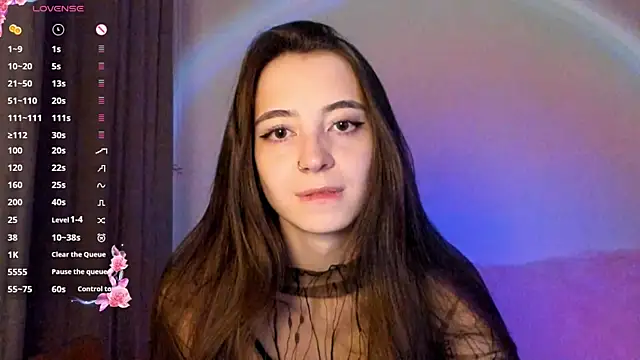 EvaBradley online show from October 2025 06:37:01 PM