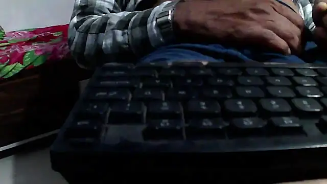 Snapshot of GO_LALA chatting on January 2025 01:00:02 PM GO LALA online show from January 2025 01:00:02 PM