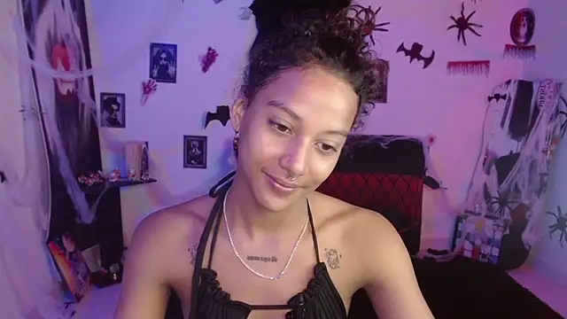 Snapshot of Chelsea__2 chatting on October 2025 12:45:02 PM Chelsea 2 online show from October 2025 12:45:02 PM