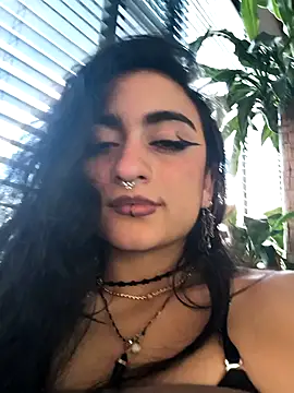 Lila Desiree online show from December 2025 10:08:02 PM