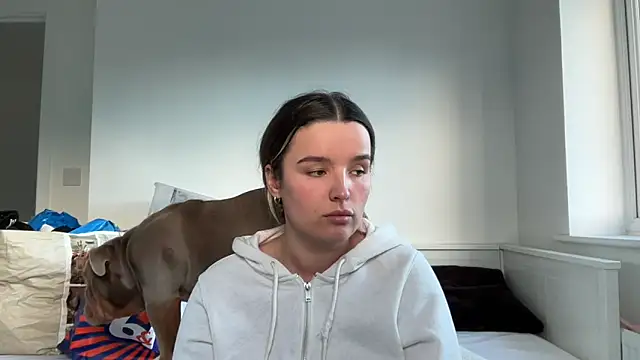 maisiesmithx online show from April 2026 05:40:01 PM