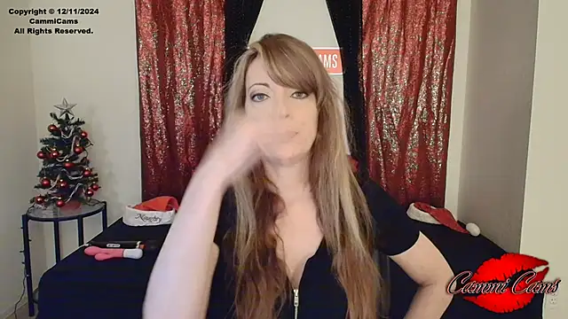 Snapshot of CammiCams chatting on December 2024 01:49:02 PM CammiCams online show from December 2024 01:49:02 PM