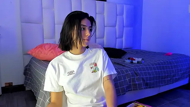 Snapshot of Antonella_Fontanna chatting on March 2025 04:21:01 AM Antonella Fontanna online show from March 2025 04:21:01 AM