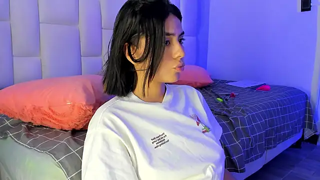 Snapshot of Antonella_Fontanna chatting on March 2025 07:58:02 AM Antonella Fontanna online show from March 2025 07:58:02 AM