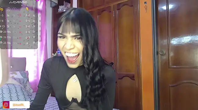 Snapshot of cuttebabe_ chatting on February 2025 09:51:01 PM cuttebabe  online show from February 2025 09:51:01 PM