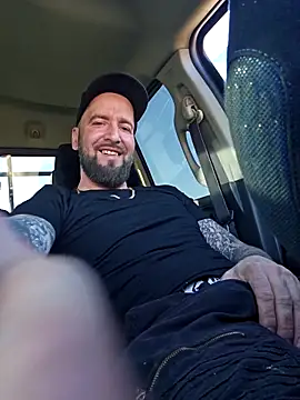 Beardedtattood online show from March 2025 01:42:02 PM