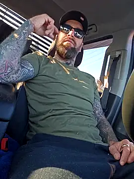 Beardedtattood online show from September 2025 12:16:01 PM