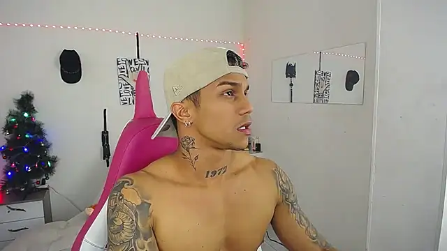 Leonard Price online show from November 2025 02:48:02 AM