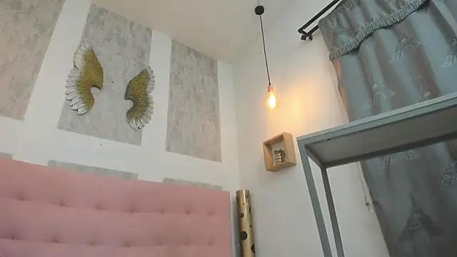 Snapshot of zhamira_21 chatting on December 2025 08:06:02 PM zhamira 21 online show from December 2025 08:06:02 PM