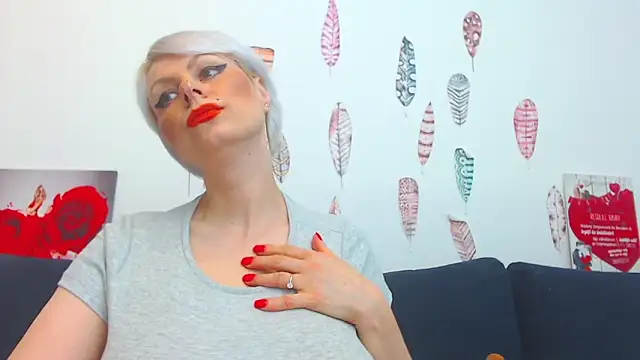 Snapshot of ForeverBarbie_ chatting on September 2025 11:26:01 PM ForeverBarbie  online show from September 2025 11:26:01 PM