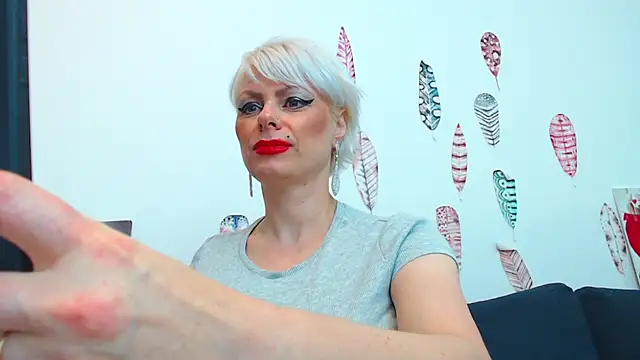 Snapshot of ForeverBarbie_ chatting on September 2025 11:16:01 PM ForeverBarbie  online show from September 2025 11:16:01 PM