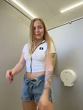 mur girl online show from May 2026 12:43:02 PM