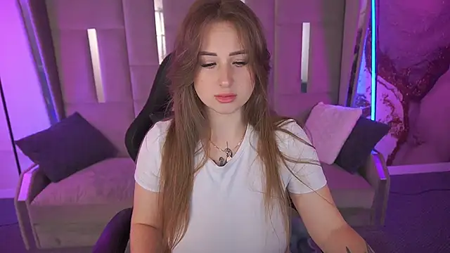 Snapshot of GentleAdellee chatting on November 2025 01:22:01 PM GentleAdellee online show from November 2025 01:22:01 PM