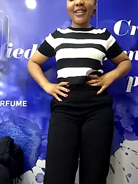 Snapshot of SEXIEST-BADDIE chatting on January 2025 05:54:01 AM SEXIEST-BADDIE online show from January 2025 05:54:01 AM