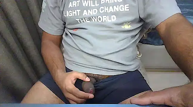 Snapshot of captainfucks chatting on January 2025 05:44:01 PM captainfucks online show from January 2025 05:44:01 PM