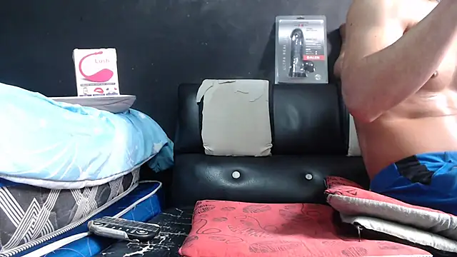 Snapshot of ethasteban27 chatting on February 2025 12:47:01 PM ethasteban27 online show from February 2025 12:47:01 PM