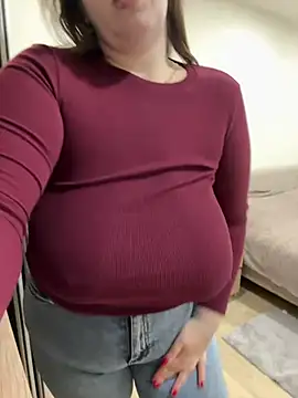 Snapshot of Your_Hot_Sister01 chatting on January 2025 02:12:02 PM Your Hot Sister01 online show from January 2025 02:12:02 PM