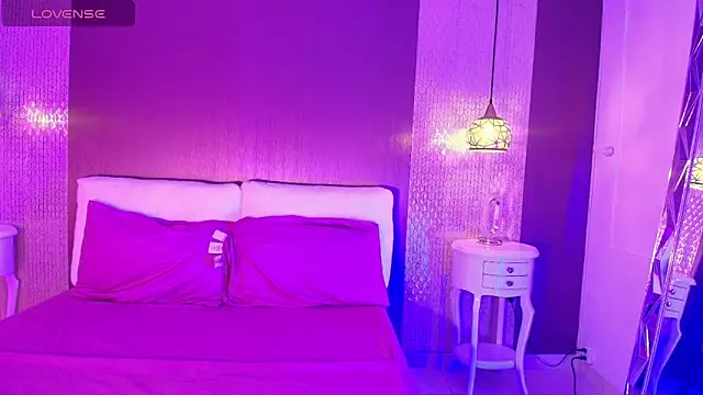 Snapshot of DannaDooll99 chatting on September 2025 11:32:02 AM DannaDooll99 online show from September 2025 11:32:02 AM