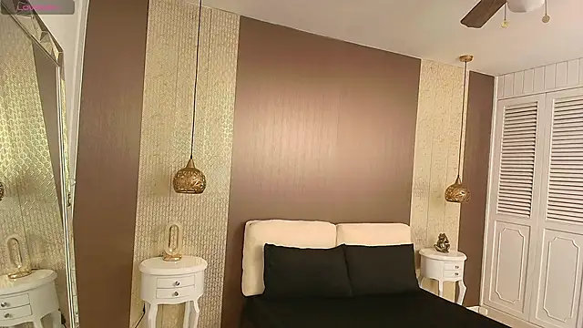 Snapshot of DannaDooll99 chatting on November 2025 11:40:02 AM DannaDooll99 online show from November 2025 11:40:02 AM