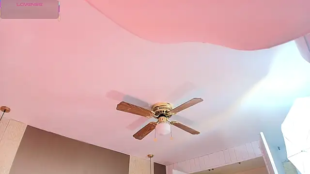 Snapshot of DannaDooll99 chatting on November 2025 11:43:02 AM DannaDooll99 online show from November 2025 11:43:02 AM