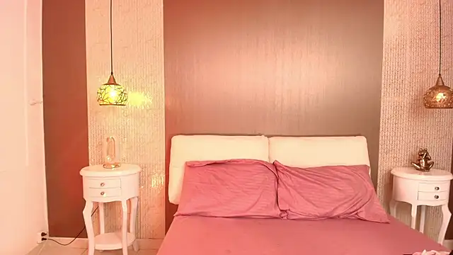 Snapshot of DannaDooll99 chatting on December 2025 11:52:02 AM DannaDooll99 online show from December 2025 11:52:02 AM