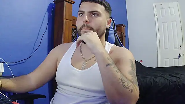 Snapshot of MasterKvn chatting on February 2025 11:26:01 PM MasterKvn online show from February 2025 11:26:01 PM