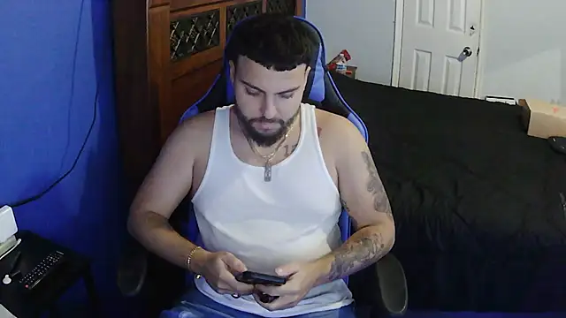 Snapshot of MasterKvn chatting on February 2025 05:25:01 AM MasterKvn online show from February 2025 05:25:01 AM