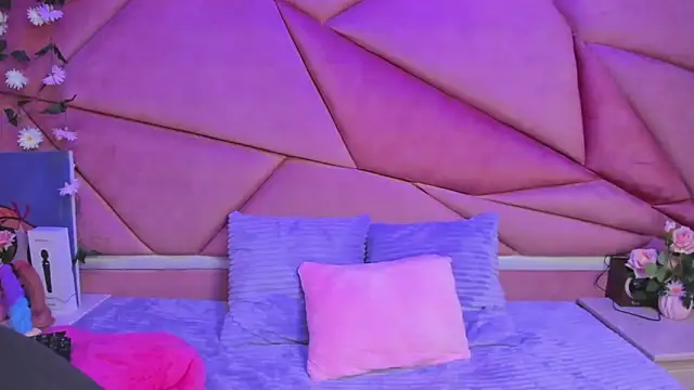 Victoria Rossy online show from September 2025 07:49:02 PM