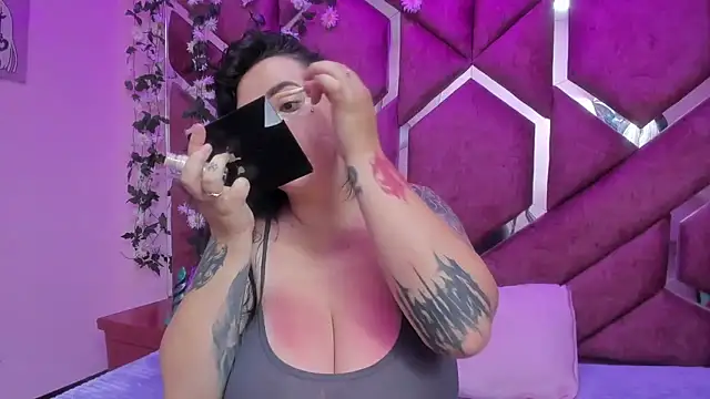 Victoria Rossy online show from February 2026 08:18:02 PM