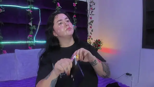 Victoria Rossy online show from March 2026 09:04:02 PM