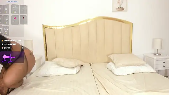 Snapshot of Duo_ebony chatting on December 2024 04:27:02 PM Duo ebony online show from December 2024 04:27:02 PM