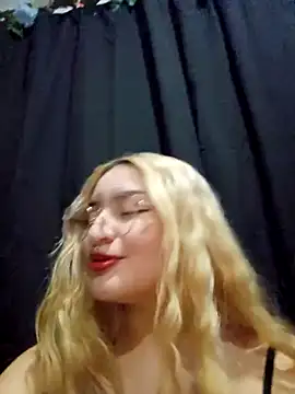 Snapshot of sadnessgyall chatting on January 2025 04:16:02 AM sadnessgyall online show from January 2025 04:16:02 AM