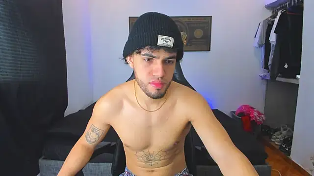 daddy jhons online show from October 2025 04:35:02 PM